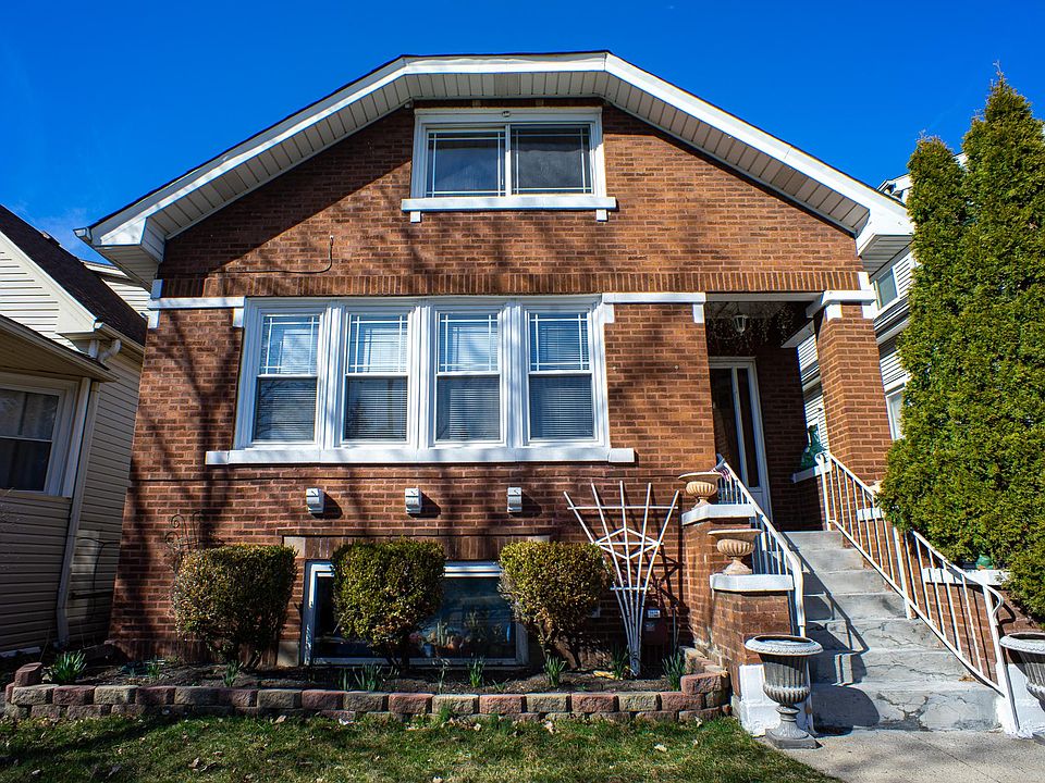 1st image of 5112 W Waveland Ave
