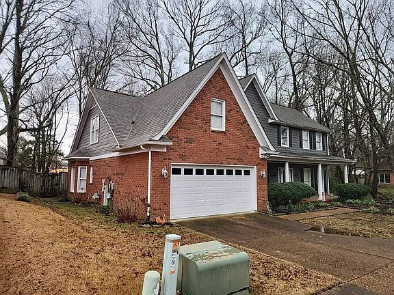 3rd image of 733 Belle Watley Ln