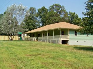 19516 State Highway M, Cassville, MO 65625