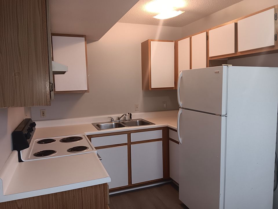 2-Bed MF Kitchen_12152025