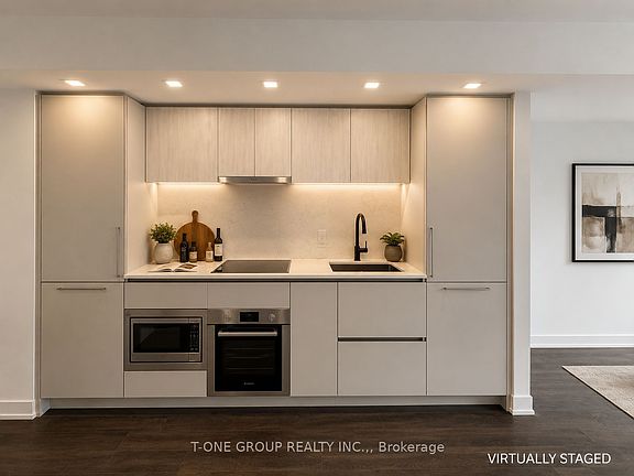 5th image of 609 Sherbourne St #711