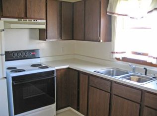 606 S Washington St APT 2, East Rochester, NY 14445