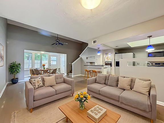5th image of 2857 Wonderwood Ln
