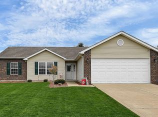 1672 Lewie Dr, Newark, OH 43055