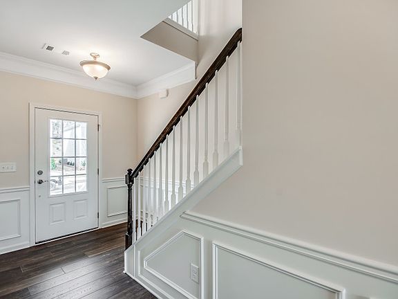Entry / Foyer