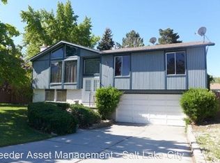 1748 E Ski View Dr, Sandy, UT 84092