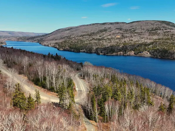 Rooster Hill Rd, Victoria, NS B0E 1B0