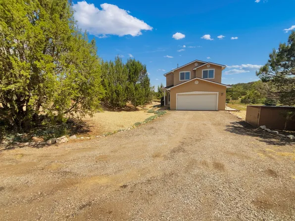 33 Blue Mule Dr, Edgewood, NM 87015