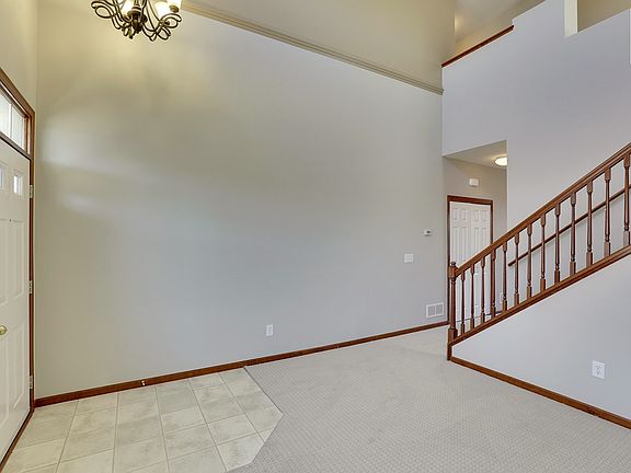 3rd image of 1751 Prescott Ln