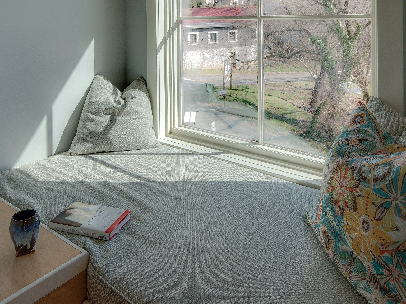 3 bed, 3.5 bath, 2100 sqft, $3,500 — Photo 4