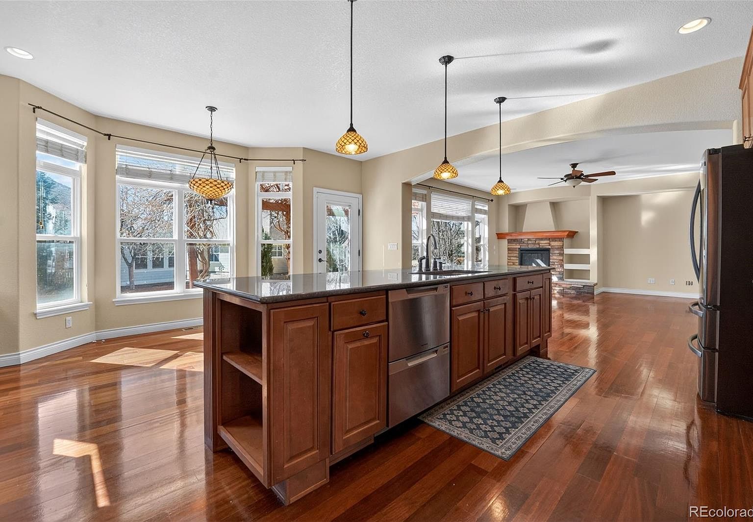 15258 W 75th Place - Photo 6