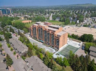 5204 S Dalton Dr NW #212, Calgary, AB T3A3H1