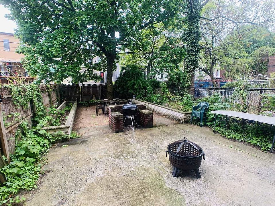 1st image of 418 Macdonough St APT 1
