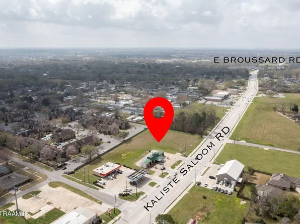3015 Kaliste Saloom Rd, Lafayette, LA 70508