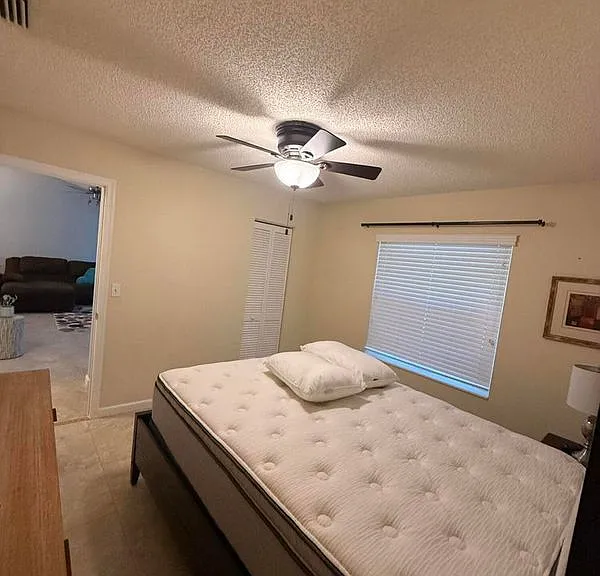 5584 Priscilla Ln — Photo 24