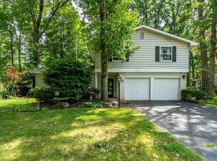 4520 Tamworth Rd, Sylvania, OH 43560