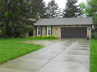 15472 Howe Rd, Strongsville, OH 44136