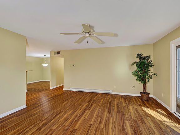 5th image of 3414 Valley Ridge Rd APT 3