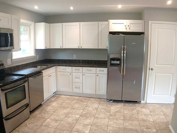 5th image of 12 Lumb Ln