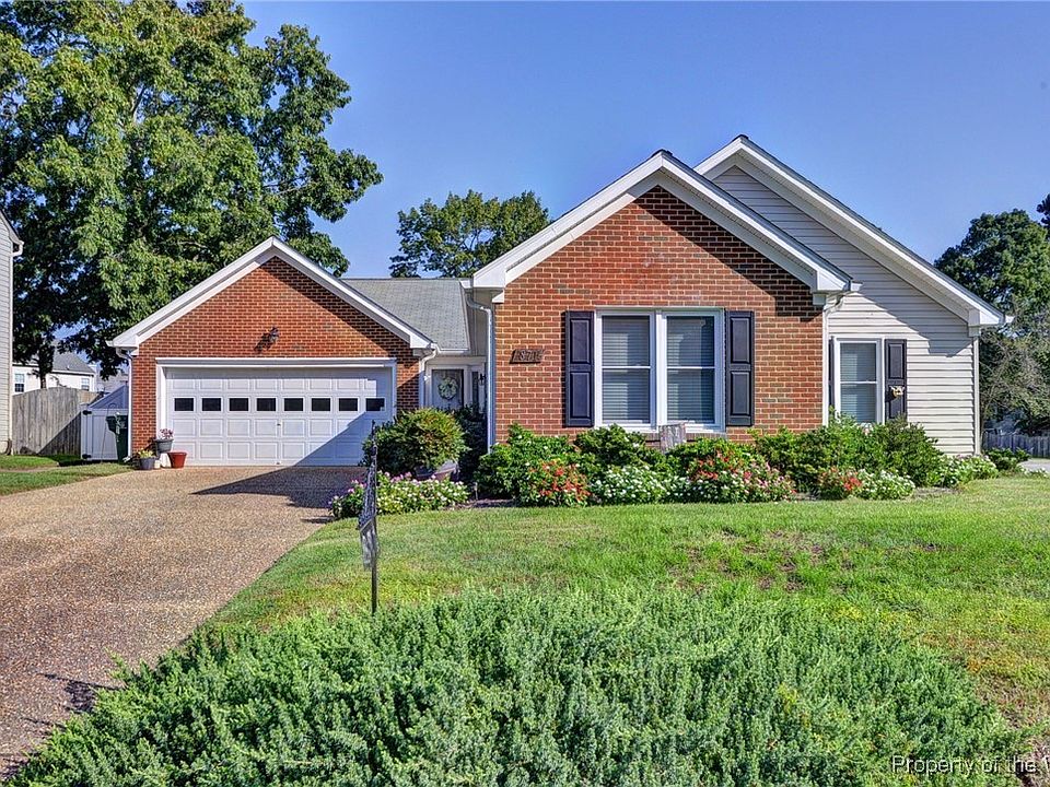 1st image of 871 Weyanoke Ln