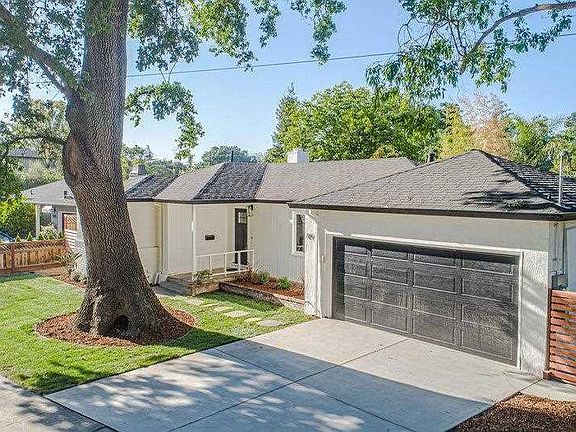 2nd image of 895 15th Ave