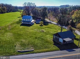 4 S Fort Zellers Rd, Newmanstown, PA 17073