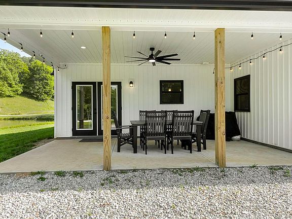 30th image of 1651 Winding Stairs Rd