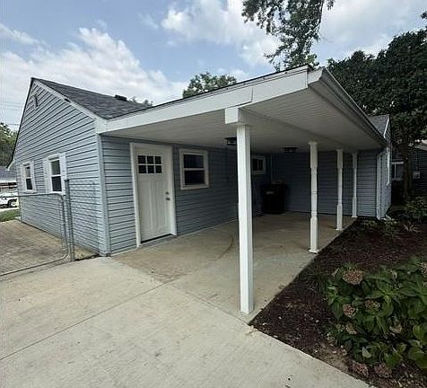 4th image of 482 Drexel Ave
