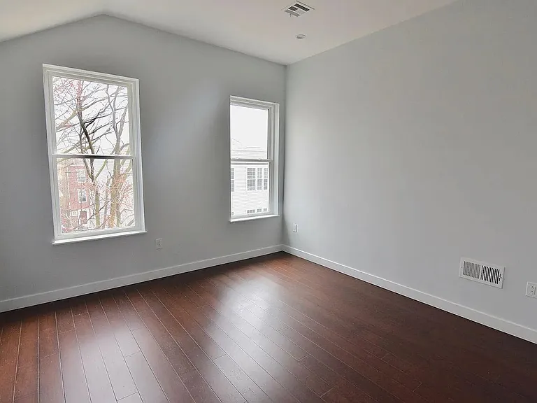 1337 N Franklin St #3-1 — Photo 11