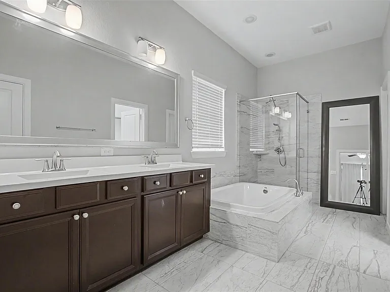 19718 Shinnery Ridge Ct — Photo 12