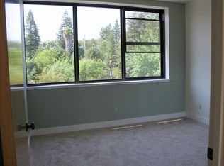 107 W North St, Healdsburg, CA 95448
