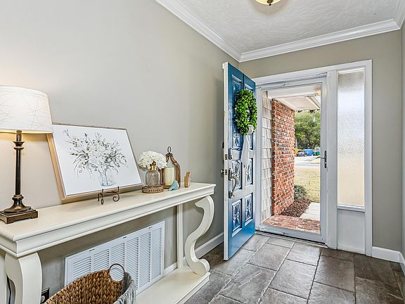 2nd image of 76 Country Club Rd