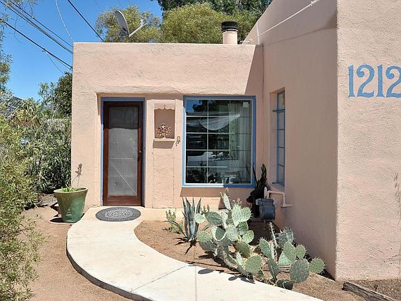 4th image of 1212 N Sawtelle Ave