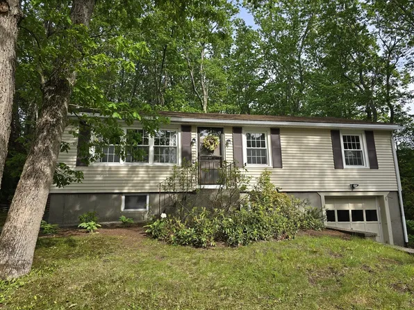 22 Wild Rose Ave, Holden, MA 01520