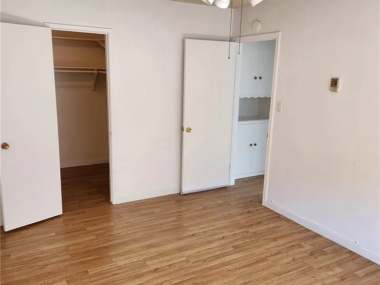 1525 E 2nd St #6 — Photo 23