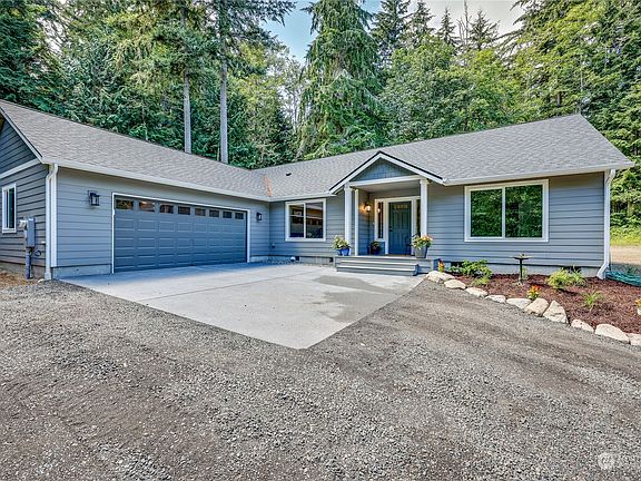3rd image of 32485 Old Hansville