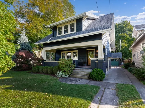 78 Grove Ave, Lockport, NY 14094