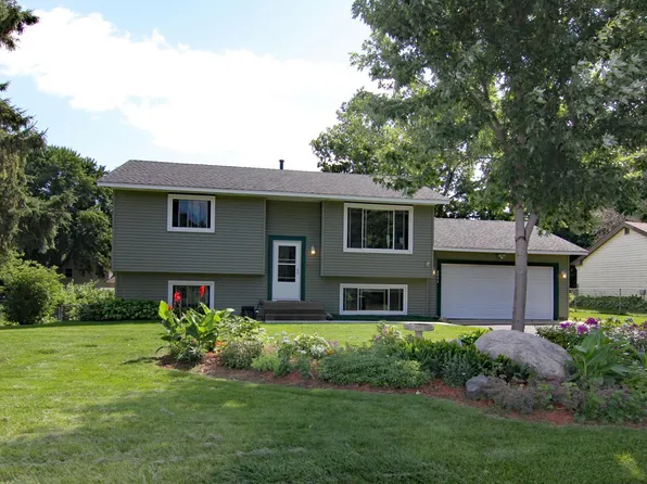 8046 Corey Path, Inver Grove Heights, MN 55076