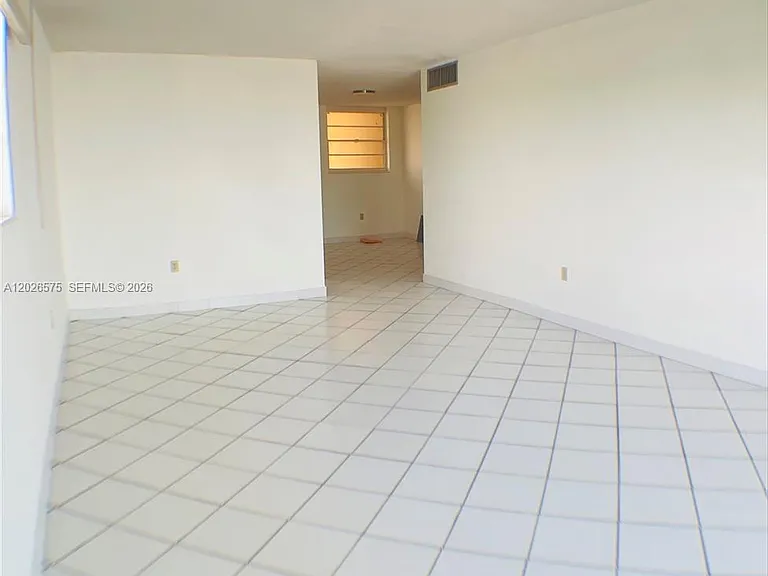 12590 NE 16th Ave #610 — Photo 8