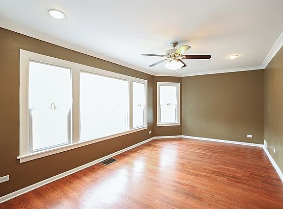 4th image of 10825 S Eggleston Ave