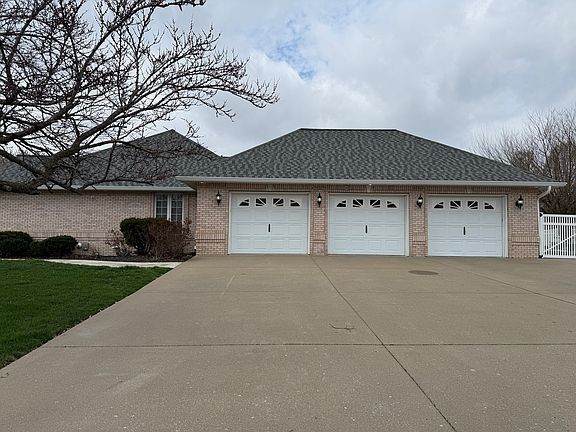 2nd image of 810 New Day Way