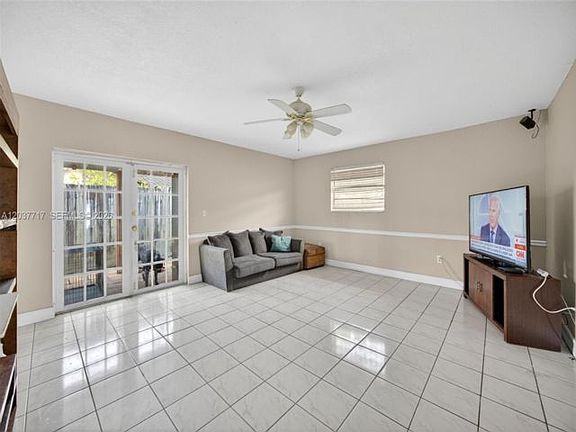 3rd image of 313 NW 132nd Pl