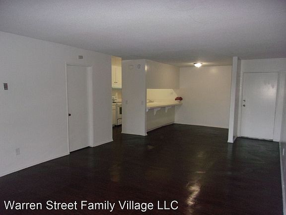 3rd image of 505 W Grand Blvd #3876558
