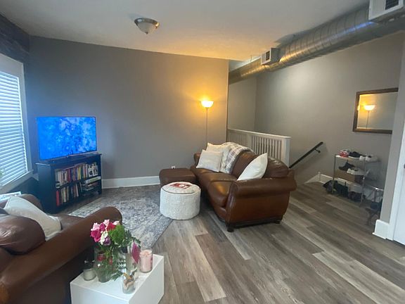 2nd image of 3800 Woodbine Ave APT 2