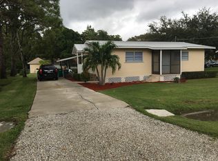 5211 Maple Ln, Naples, FL 34113