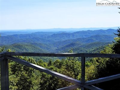 400 Chastain Drive, Blowing Rock, NC, 28605