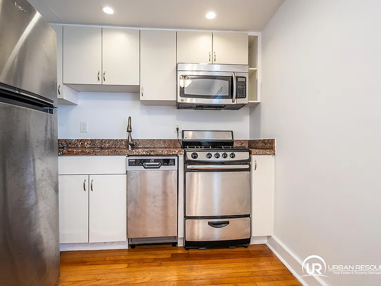 2425 Flamingo Pl #2 — Photo 10