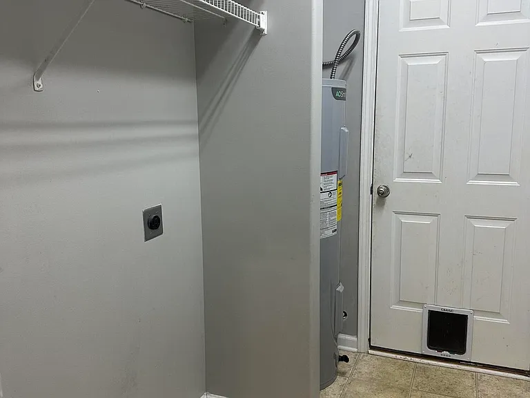 3845 Pinecrest Way — Photo 15