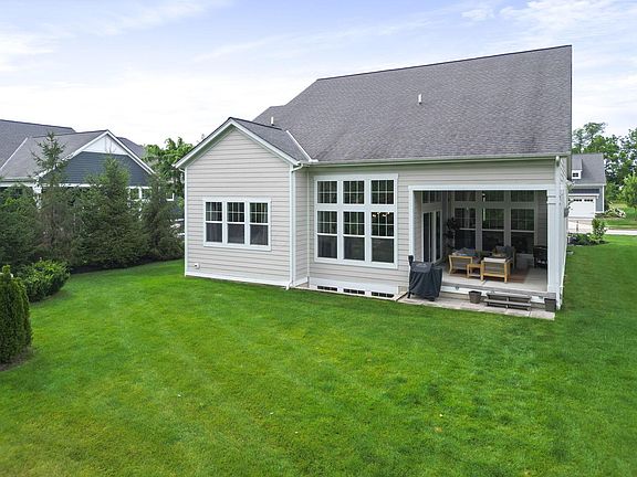 3rd image of 11456 Canby Ct