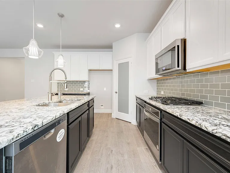 6306 Loquat Grove Ct — Photo 12